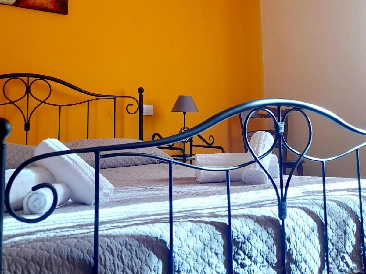 Bed and Breakfast Su Fassoi Càbras Esterno foto
