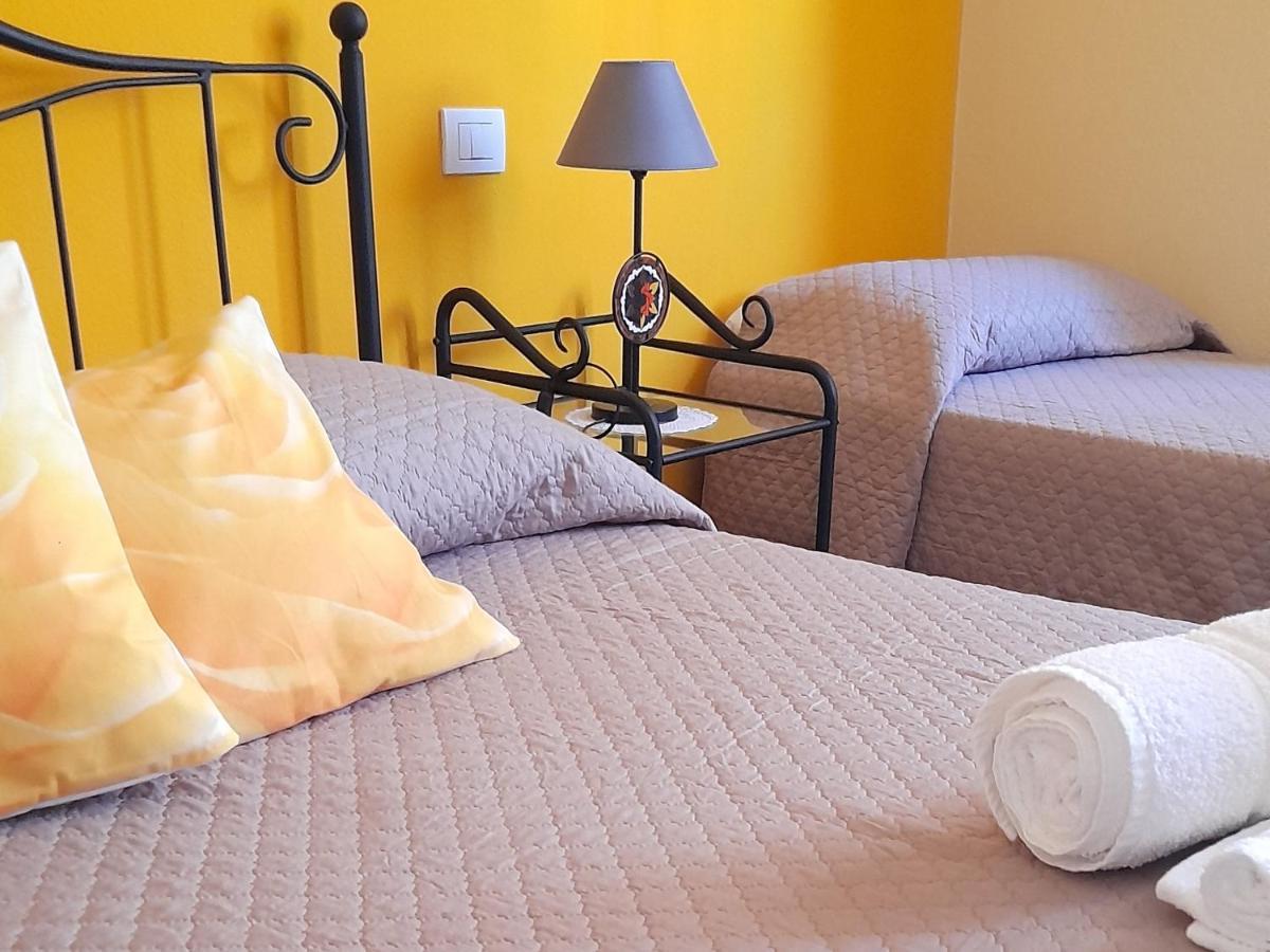 Bed and Breakfast Su Fassoi Càbras Esterno foto